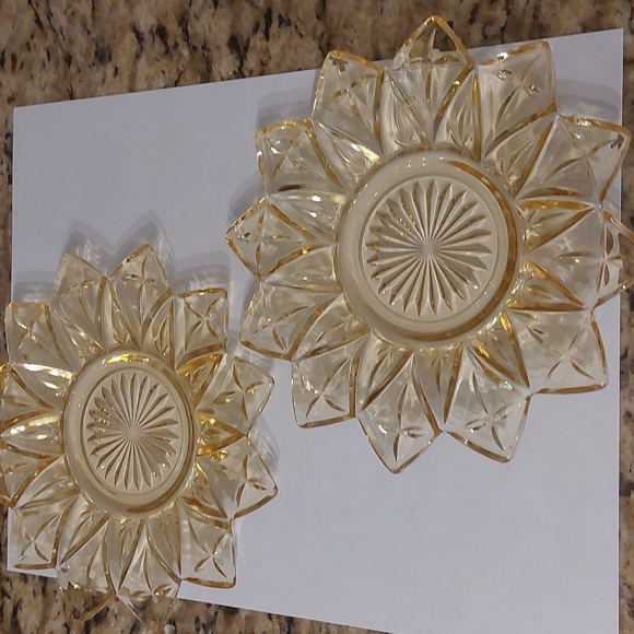 Federsl Glass Other - VINTAGE Federal Glass Petal Pattern 2 small plates.